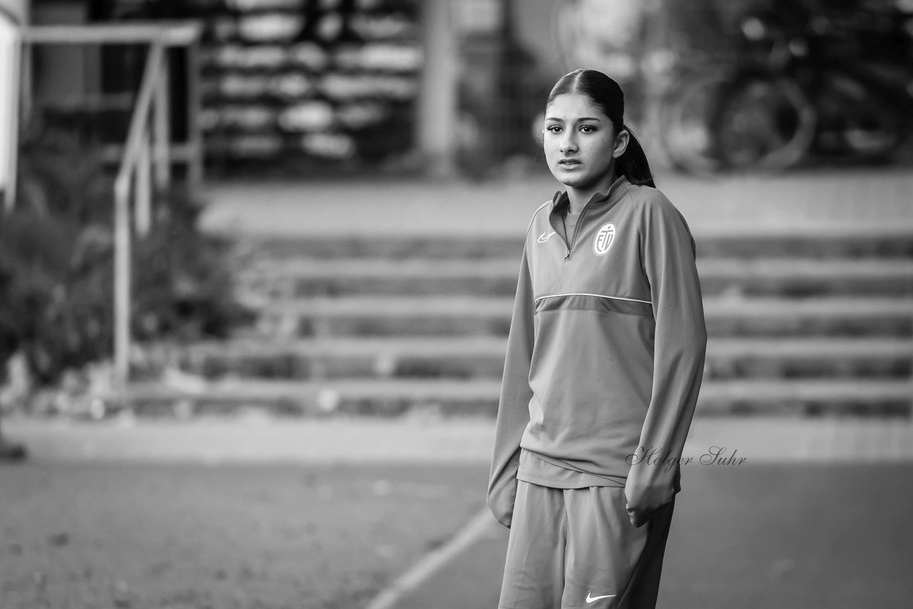 Bild 262 - wCJ Eimsbuettler TV - FC Rosengarten : Ergebnis: 2:0